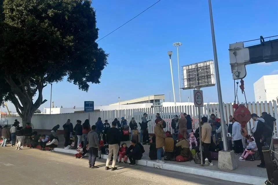 Confían migrantes quedarse en EU pese a Trump