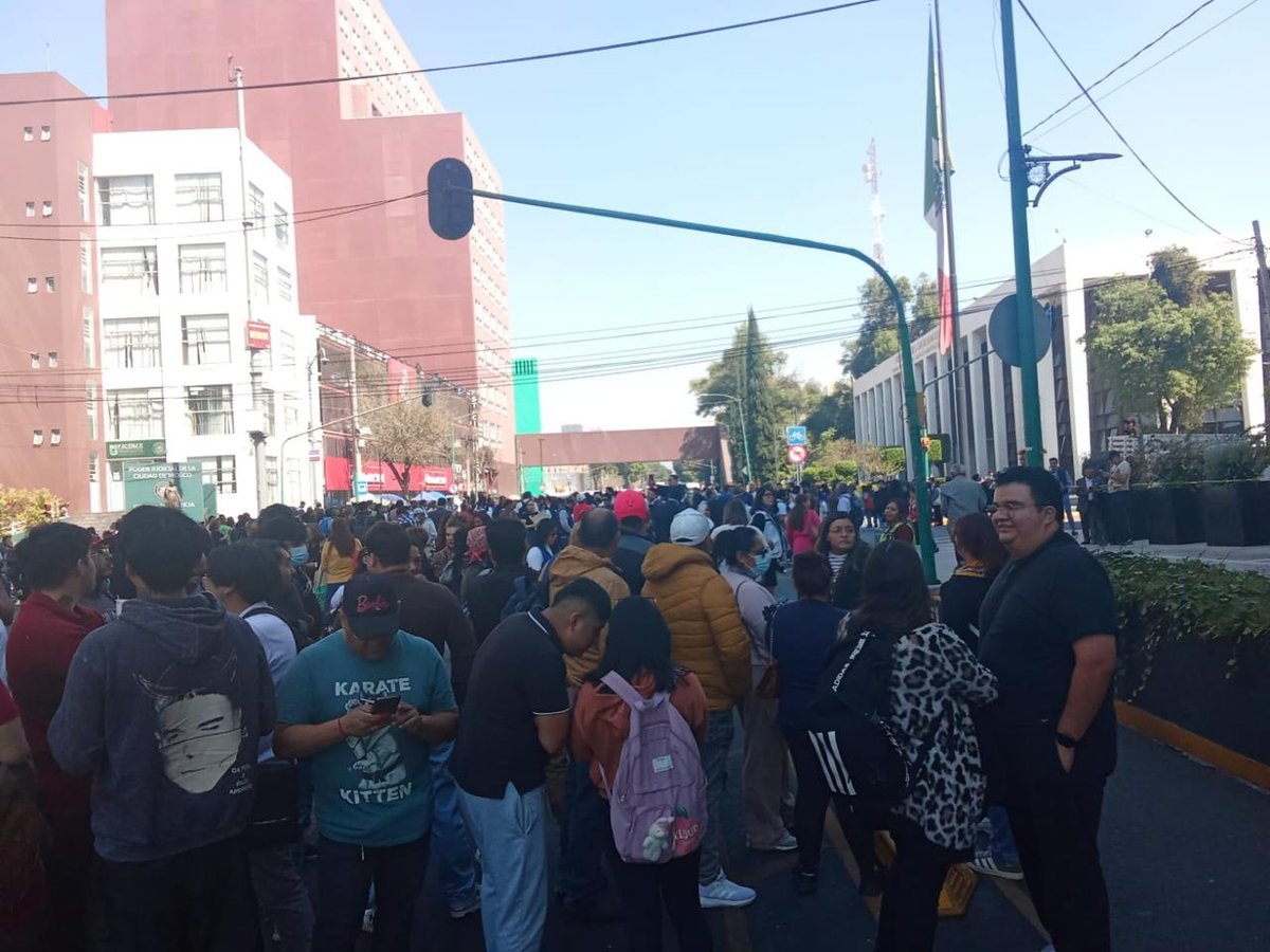 "Alerta máxima: desalojan juzgados del TSJ en CDMX por amenaza de bomba"