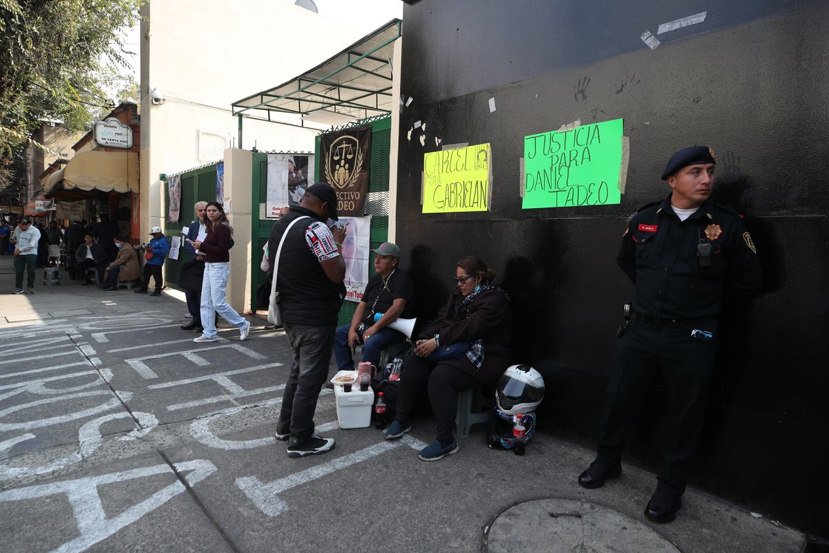 Familiares de implicado en caso Obregón enfrentan proceso por daños en fiscalía